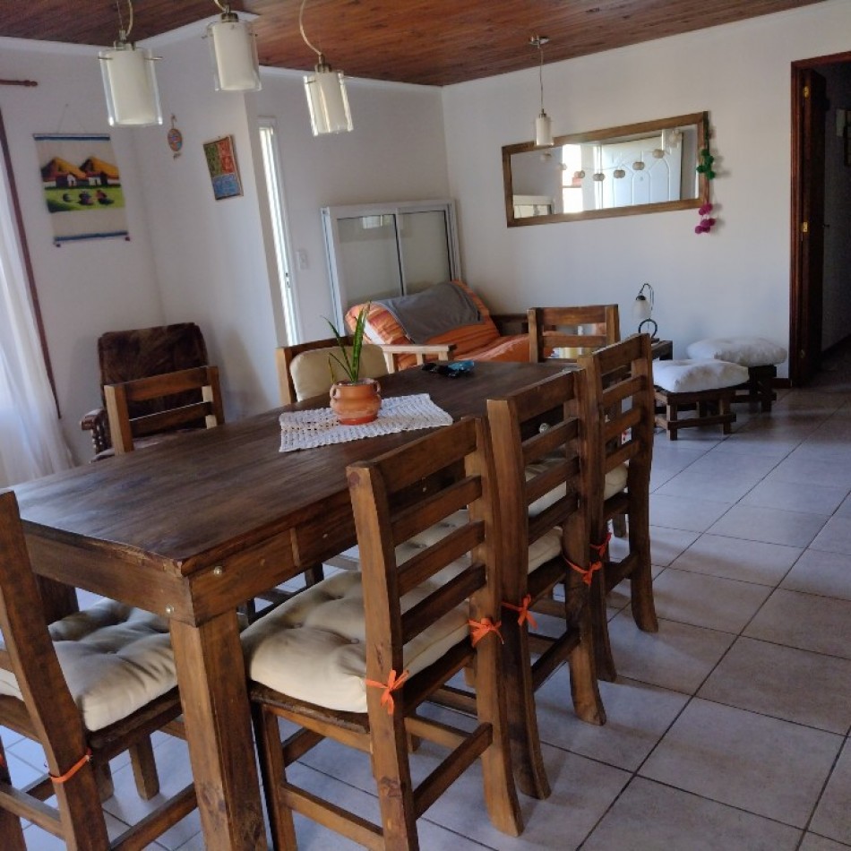 Casa de tres dormitorios Totoras