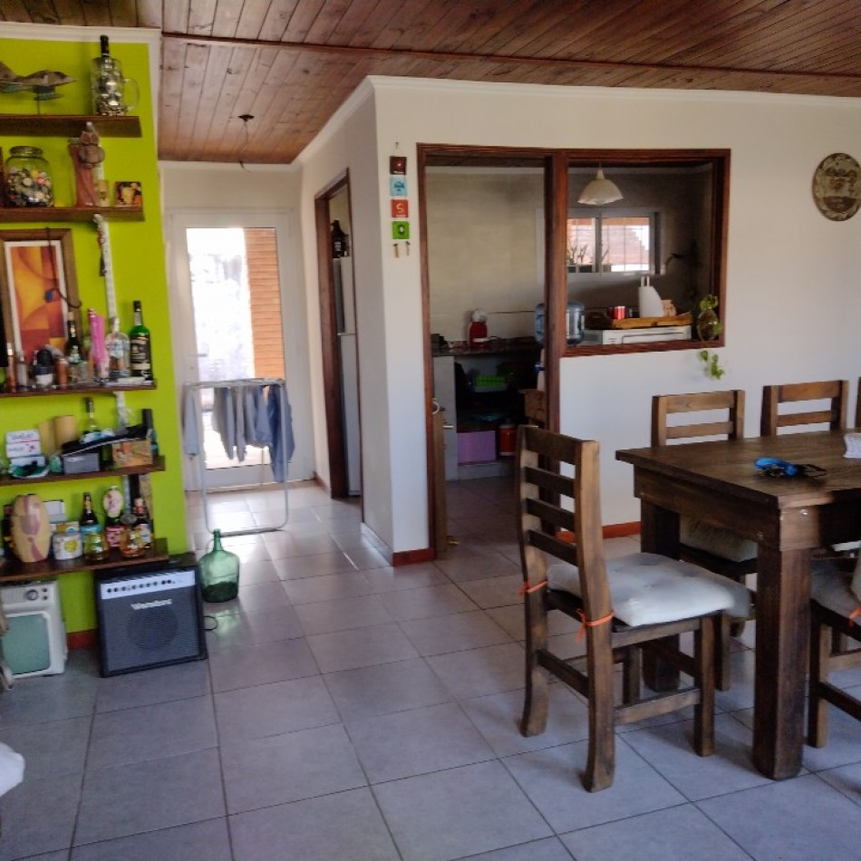 Casa de tres dormitorios Totoras