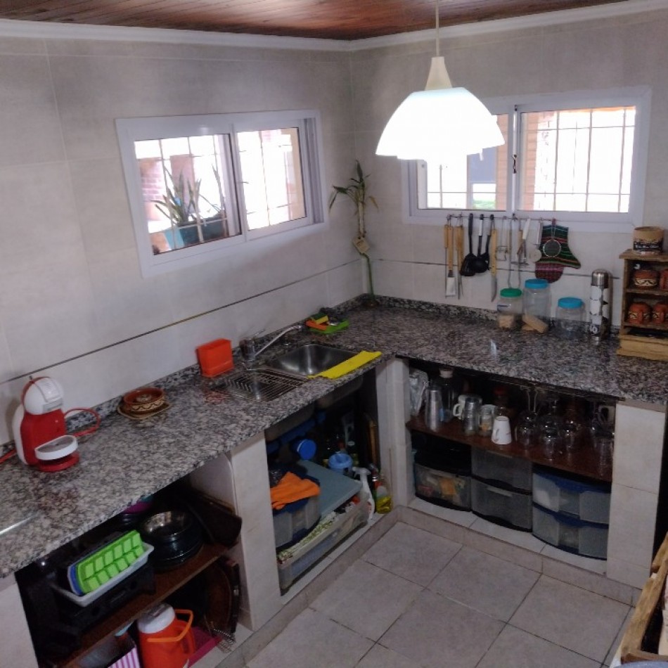 Casa de tres dormitorios Totoras