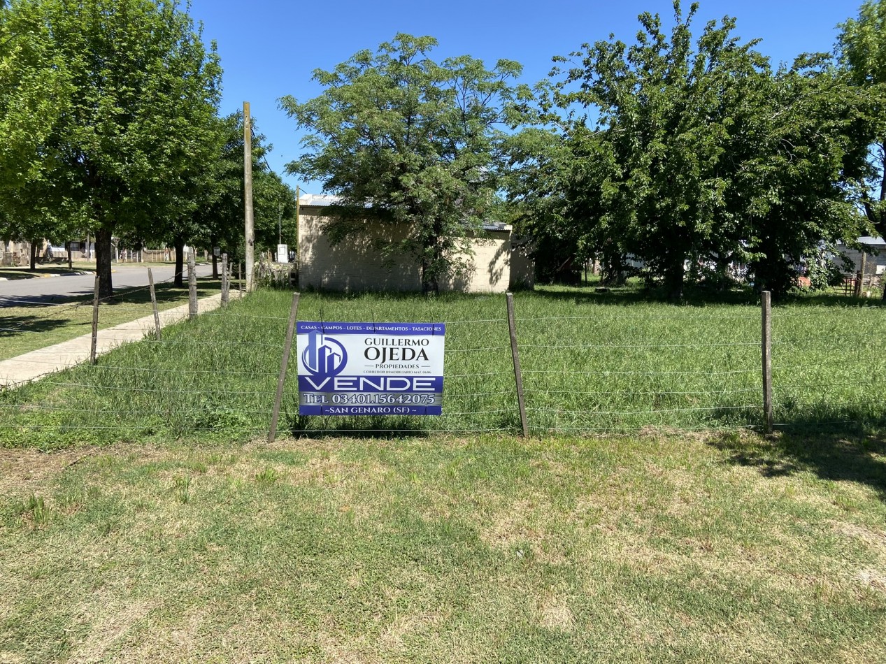 CLASON Terreno en venta - Calle Los Leones y Cordoba