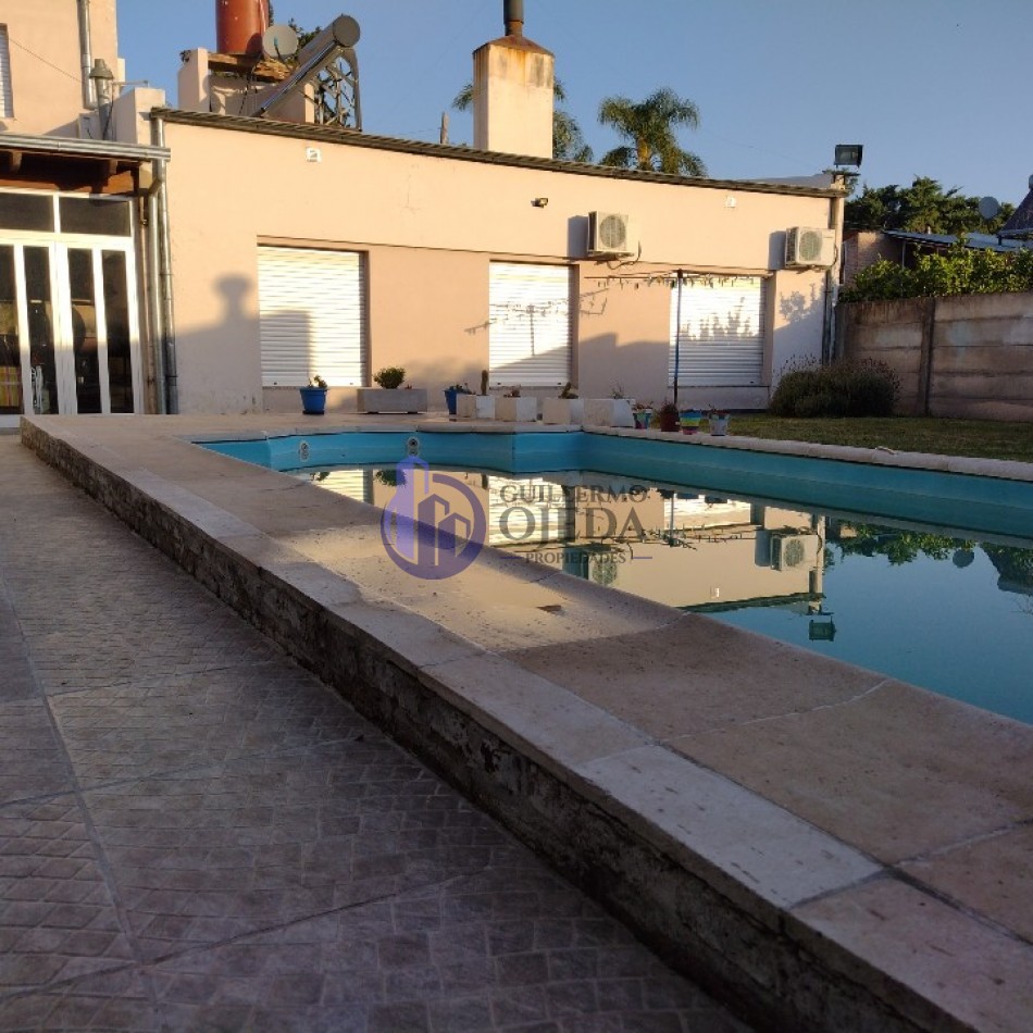 Casa en Venta de Cuatro Dormitorios