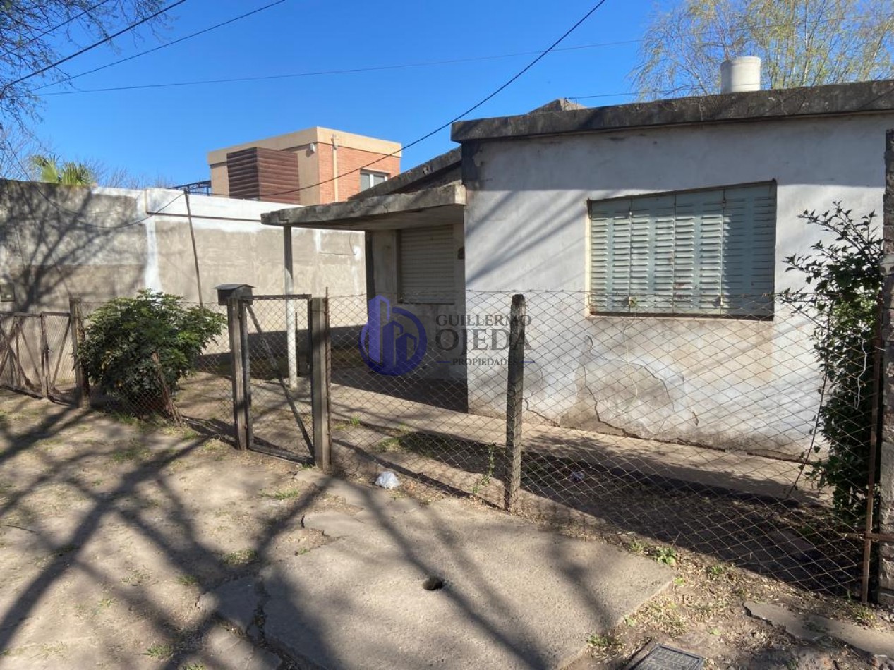 Casa con departamento En Venta San Genaro Zona Oeste