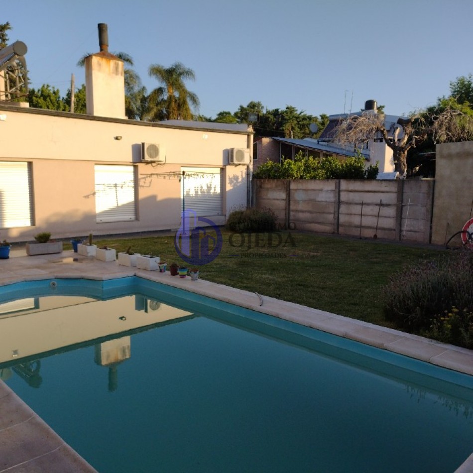 Casa en Venta de Cuatro Dormitorios