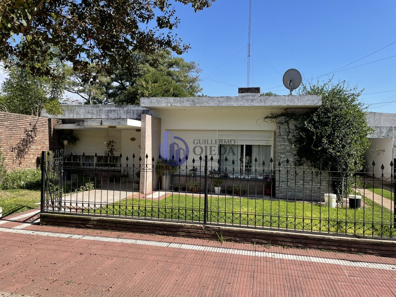 Casa de Tres Dormitorios en Venta San Genaro 