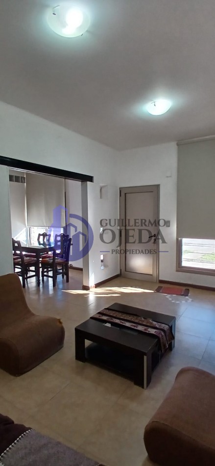 Casa con pileta a la venta en centeno 