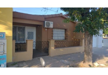 Casa en venta en zona centrica de la cuidad de san genaro (Zona Oeste)