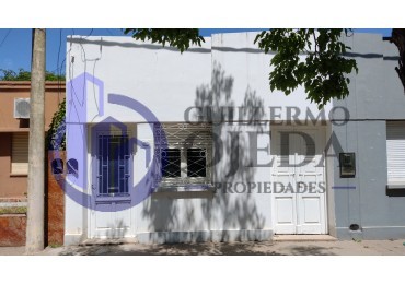 Casa de Tres Dormitorios Ubicacion Centrica 