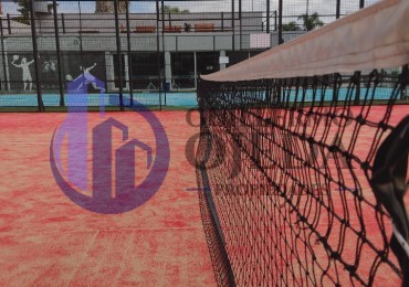 Complejo Deportivo Canchas de Padel con Salon Comercial