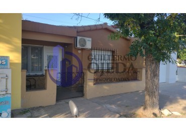 Casa en venta en zona centrica de la cuidad de san genaro (Zona Oeste)